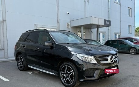 Mercedes-Benz GLE, 2017 год, 3 850 000 рублей, 2 фотография