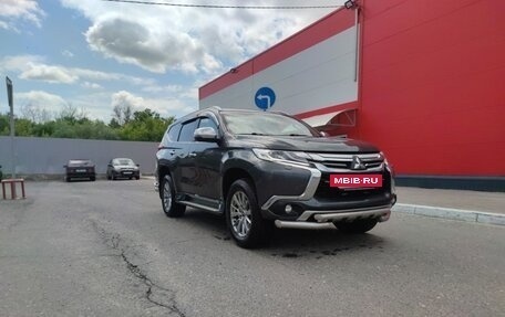 Mitsubishi Pajero Sport III рестайлинг, 2019 год, 3 050 000 рублей, 3 фотография