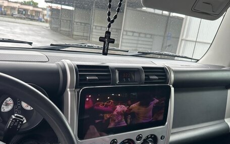 Toyota FJ Cruiser, 2010 год, 2 950 000 рублей, 3 фотография