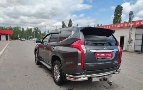 Mitsubishi Pajero Sport III рестайлинг, 2019 год, 3 050 000 рублей, 9 фотография