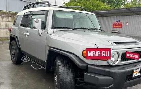 Toyota FJ Cruiser, 2010 год, 2 950 000 рублей, 8 фотография