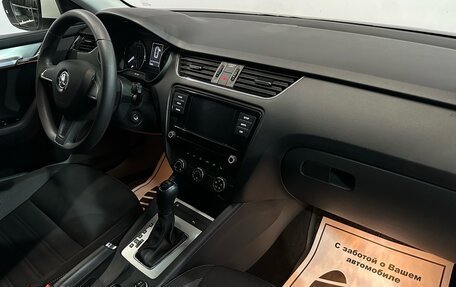 Skoda Octavia, 2019 год, 1 727 000 рублей, 8 фотография