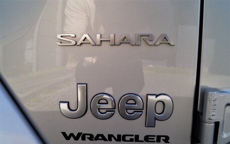 Jeep Wrangler, 2023 год, 7 590 000 рублей, 15 фотография