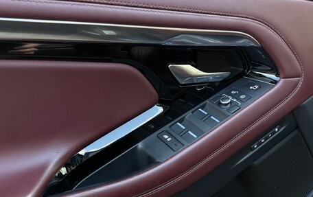 Land Rover Range Rover Evoque II, 2019 год, 3 999 990 рублей, 21 фотография