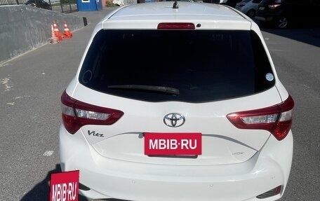 Toyota Vitz, 2018 год, 1 350 000 рублей, 6 фотография