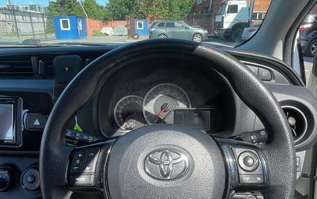 Toyota Vitz, 2018 год, 1 350 000 рублей, 18 фотография