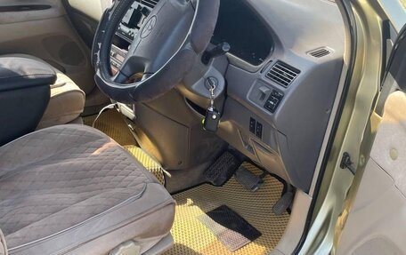 Toyota Ipsum II, 2001 год, 620 000 рублей, 8 фотография