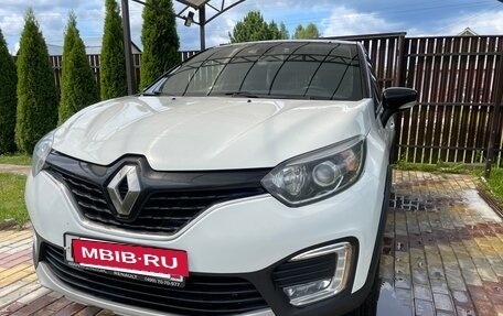 Renault Kaptur I рестайлинг, 2016 год, 980 000 рублей, 5 фотография