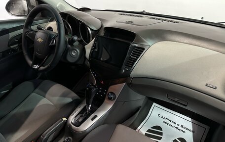 Chevrolet Cruze II, 2009 год, 388 000 рублей, 8 фотография