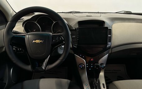 Chevrolet Cruze II, 2009 год, 388 000 рублей, 6 фотография