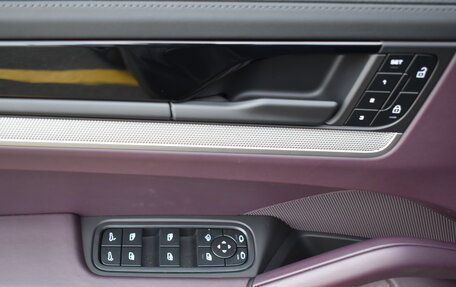 Porsche Cayenne III, 2025 год, 16 990 000 рублей, 33 фотография