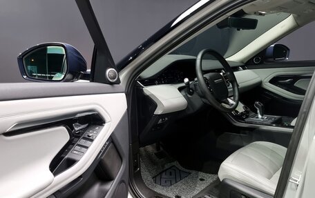 Land Rover Range Rover Evoque II, 2021 год, 3 278 000 рублей, 9 фотография