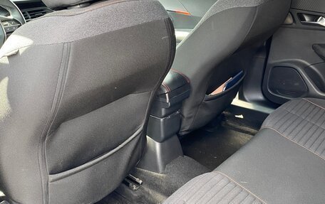 Peugeot 2008 II, 2020 год, 1 999 000 рублей, 28 фотография