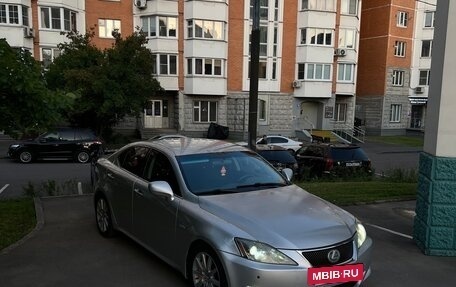Lexus IS II рестайлинг 2, 2007 год, 850 000 рублей, 2 фотография