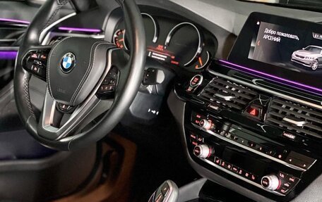 BMW 5 серия, 2019 год, 3 900 000 рублей, 7 фотография