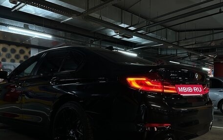 BMW 5 серия, 2019 год, 3 900 000 рублей, 14 фотография