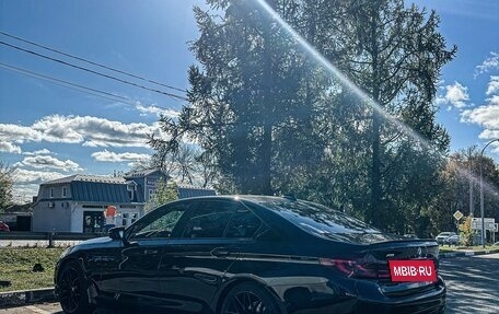 BMW 5 серия, 2019 год, 3 900 000 рублей, 13 фотография