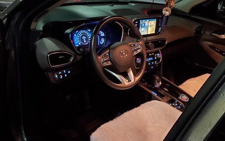 Hyundai Santa Fe IV, 2019 год, 2 850 000 рублей, 4 фотография