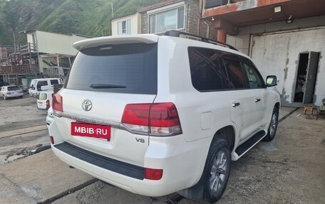 Toyota Land Cruiser 200, 2020 год, 8 300 000 рублей, 3 фотография