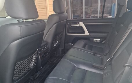 Toyota Land Cruiser 200, 2020 год, 8 300 000 рублей, 5 фотография