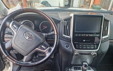 Toyota Land Cruiser 200, 2020 год, 8 300 000 рублей, 9 фотография