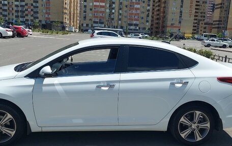 Hyundai Solaris II рестайлинг, 2019 год, 1 650 000 рублей, 4 фотография