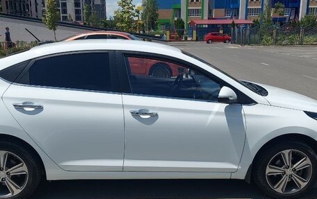 Hyundai Solaris II рестайлинг, 2019 год, 1 650 000 рублей, 6 фотография
