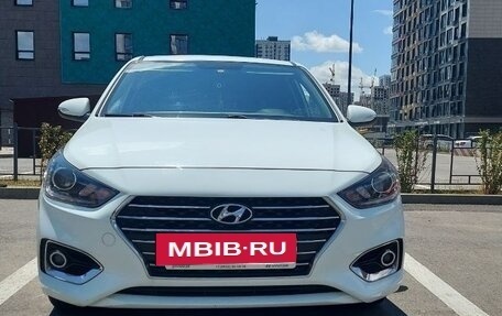 Hyundai Solaris II рестайлинг, 2019 год, 1 650 000 рублей, 2 фотография