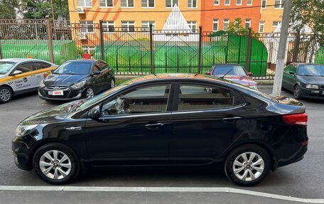 KIA Rio III рестайлинг, 2015 год, 995 000 рублей, 2 фотография