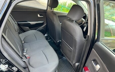 KIA Rio III рестайлинг, 2015 год, 995 000 рублей, 14 фотография