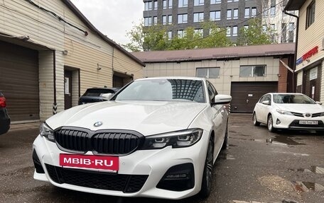 BMW 3 серия, 2019 год, 3 500 000 рублей, 14 фотография