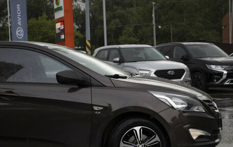 Hyundai Solaris II рестайлинг, 2015 год, 1 045 000 рублей, 18 фотография
