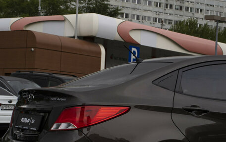 Hyundai Solaris II рестайлинг, 2015 год, 1 045 000 рублей, 19 фотография