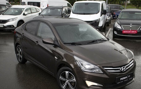 Hyundai Solaris II рестайлинг, 2015 год, 1 045 000 рублей, 20 фотография
