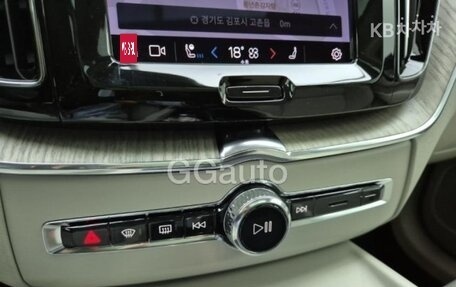 Volvo XC60 II, 2022 год, 5 195 000 рублей, 10 фотография