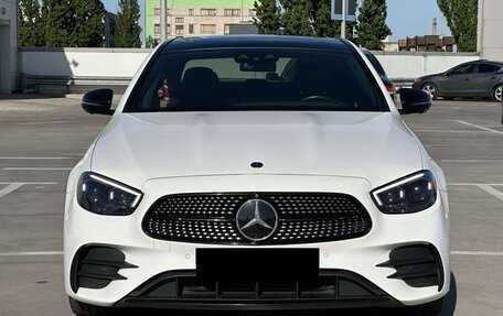 Mercedes-Benz E-Класс, 2022 год, 4 590 000 рублей, 3 фотография
