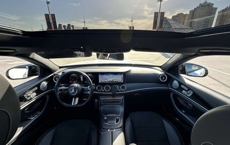Mercedes-Benz E-Класс, 2022 год, 4 590 000 рублей, 15 фотография