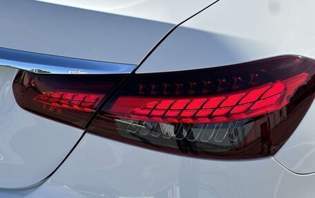 Mercedes-Benz E-Класс, 2022 год, 4 590 000 рублей, 12 фотография