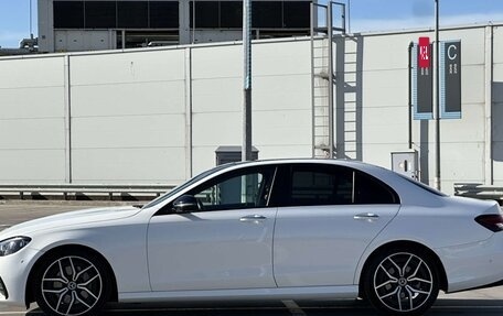 Mercedes-Benz E-Класс, 2022 год, 4 590 000 рублей, 7 фотография