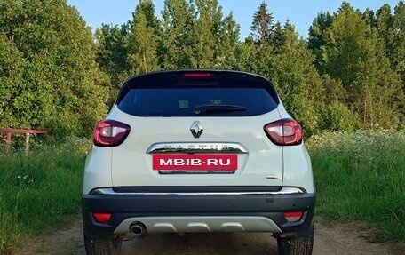 Renault Kaptur I рестайлинг, 2021 год, 2 100 000 рублей, 2 фотография
