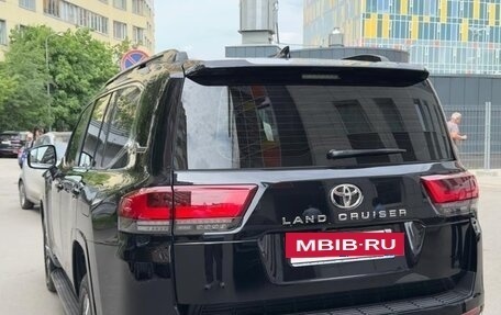Toyota Land Cruiser, 2021 год, 10 700 000 рублей, 6 фотография