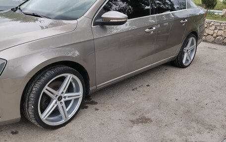 Volkswagen Passat B7, 2012 год, 1 400 000 рублей, 17 фотография