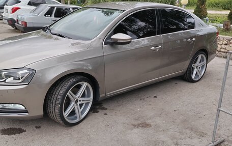 Volkswagen Passat B7, 2012 год, 1 400 000 рублей, 18 фотография