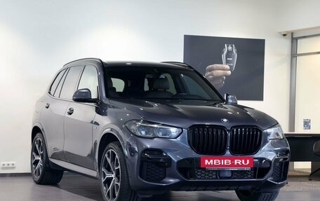 BMW X5, 2021 год, 8 690 000 рублей, 3 фотография