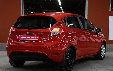 Ford Fiesta, 2018 год, 949 000 рублей, 5 фотография