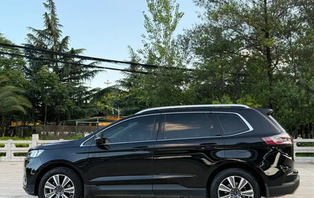 Ford Edge II рестайлинг, 2022 год, 2 490 000 рублей, 7 фотография