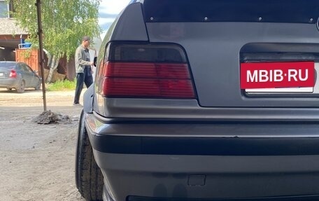 BMW 3 серия, 1992 год, 500 000 рублей, 11 фотография