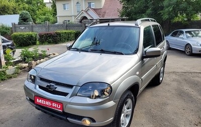 Chevrolet Niva I рестайлинг, 2018 год, 798 000 рублей, 1 фотография