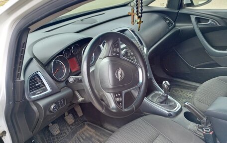 Opel Astra J, 2013 год, 850 000 рублей, 7 фотография