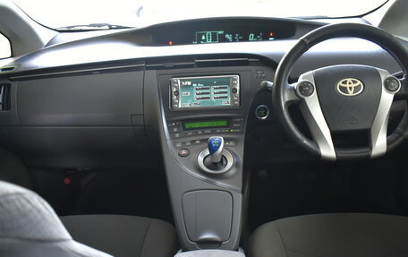 Toyota Prius, 2009 год, 1 190 000 рублей, 14 фотография